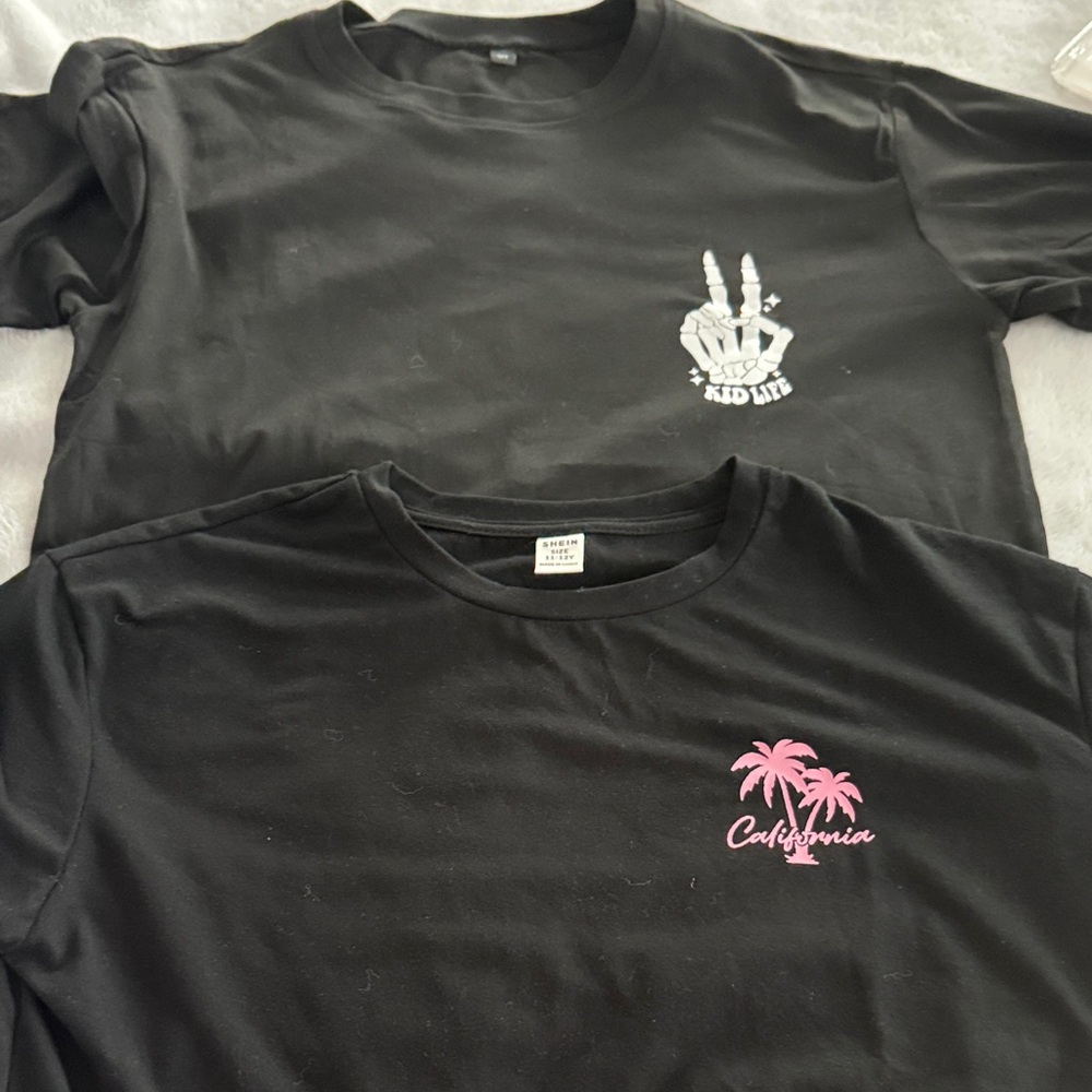 SHEIN Black Graphic T-Shirts with Pink and White Designs